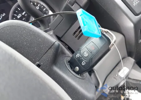 2018 Ford F-250 Xlt из США, поврежденный, VIN 1FT7W2BT5JEB43207